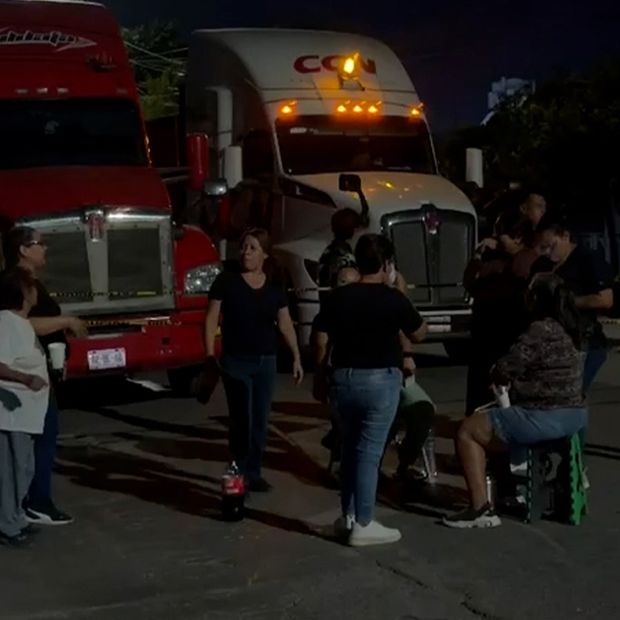 Bloquean Vialidades por Problemas de Drenaje en Torreón, Coahuila